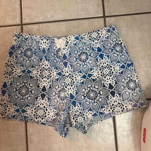 3 TOPS AND SHORT CHILDREN  PLACE SUMMER SET - Picture 8 of 10